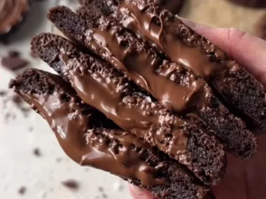 Delicious Nutella chocolate lava cookies with a gooey chocolate center