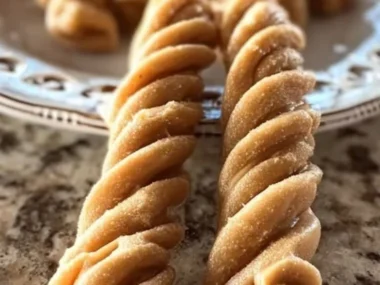 Peanut Butter Banana Twist Dog Treats for happy and healthy dogs