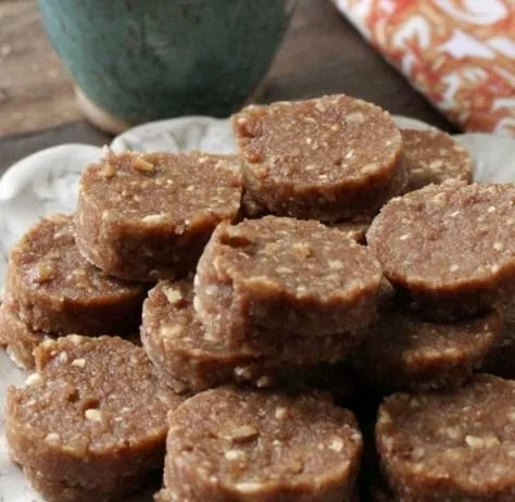 Homemade Apple Crisp Dog Treats for a healthy pet snack