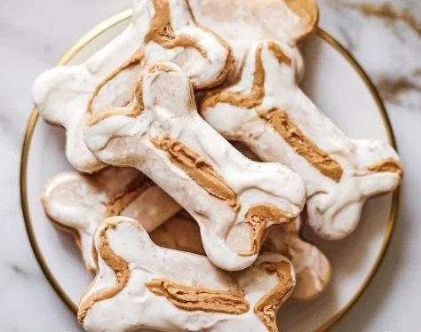 Frozen peanut butter and yogurt heart sandwiches for a delicious snack