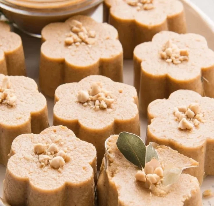 Peanut Butter Pumpkin Birthday Dog Treats for dogs