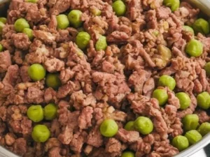 High-quality Beef and Pea dog food for balanced nutrition
