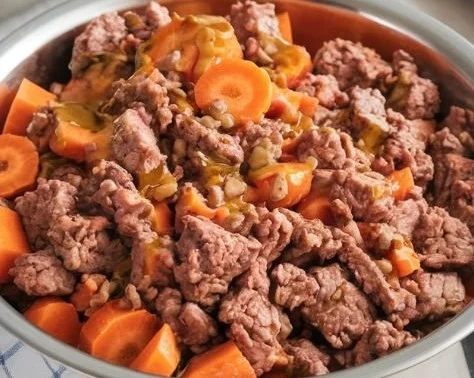 Homemade lamb and carrot dog food for healthy pets.