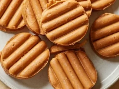 Sweet Potato Peanut Butter Chews for pets and healthy snacking
