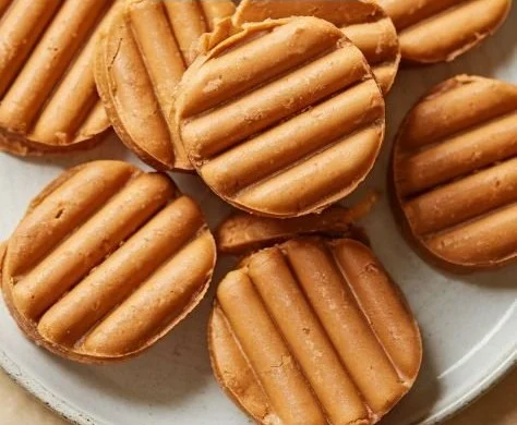 Sweet Potato Peanut Butter Chews for pets and healthy snacking