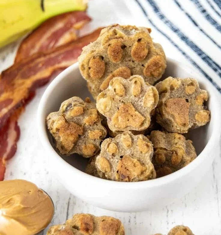 Delicious bacon dog treats for healthier and happier pets