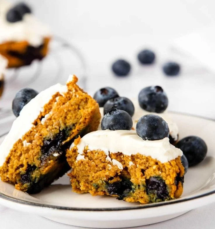 Delicious Blueberry Pupcakes for dogs made with fresh ingredients