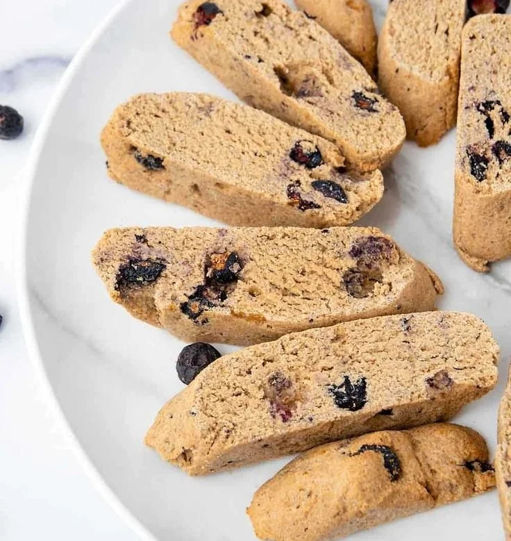 Homemade dog biscotti for happy and healthy dogs